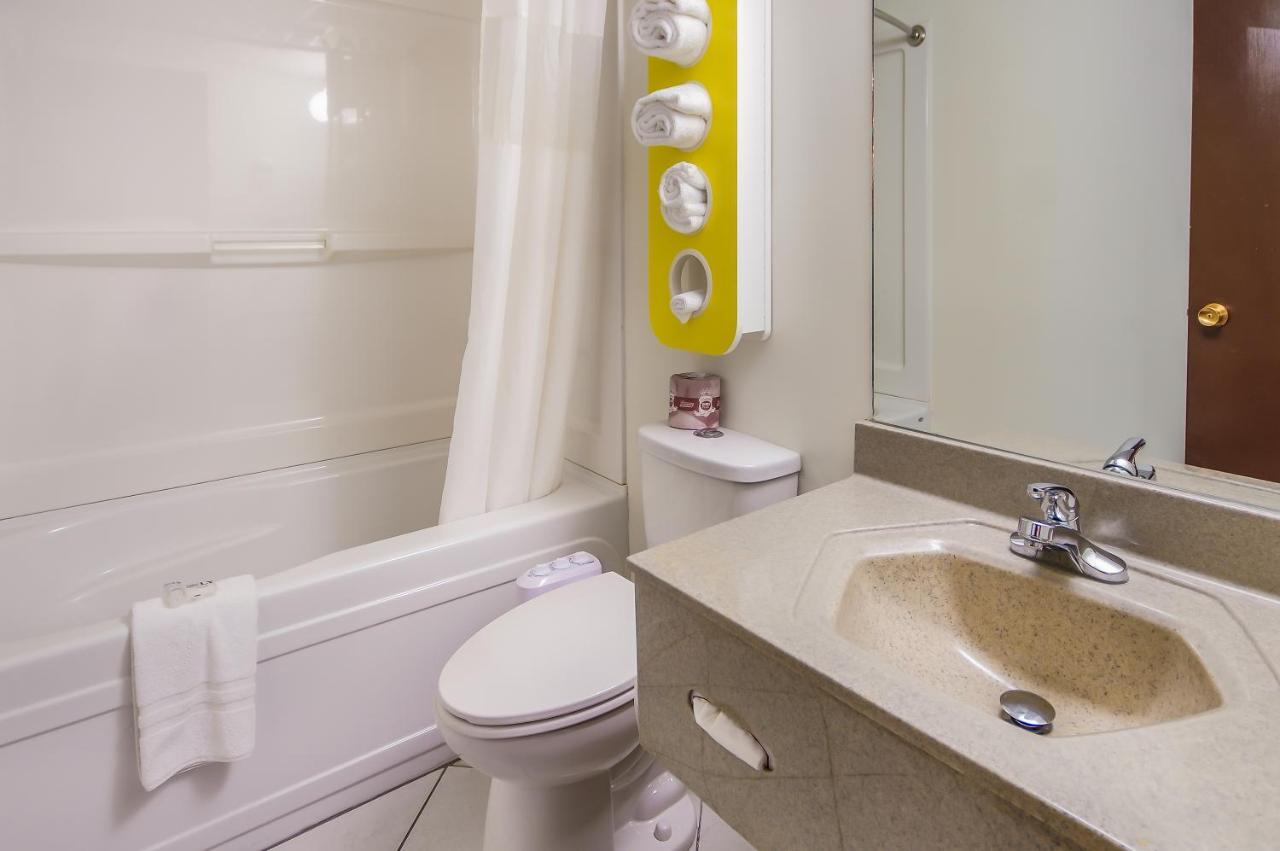 Motel 6-Lethbridge, Ab Bagian luar foto