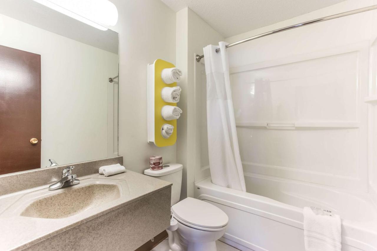 Motel 6-Lethbridge, Ab Bagian luar foto