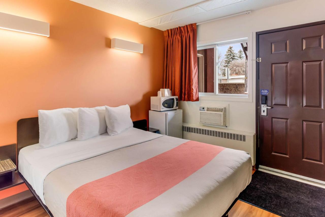 Motel 6-Lethbridge, Ab Bagian luar foto
